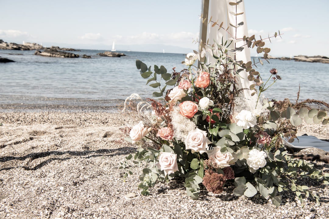 beach wedding